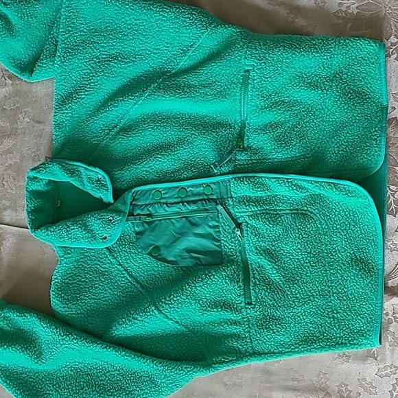 Apple green fleece - Picture 2 of 2